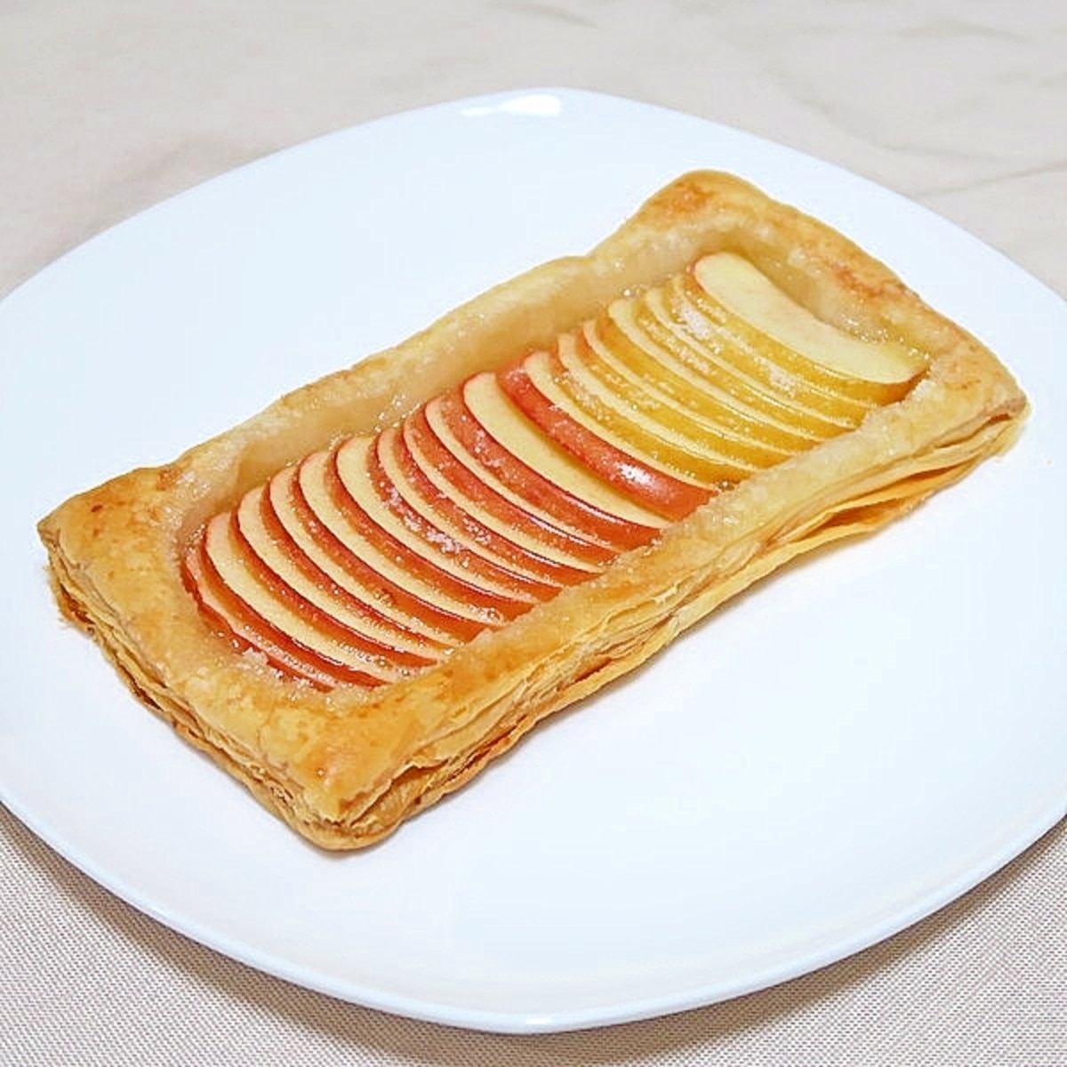 生りんごでアップルパイ お手軽に切って焼くだけ レシピ 作り方 By Si Ze2k 楽天レシピ 生りんごでアップルパイ お手軽に切って焼くだけ レシピ 作り方 By Si Ze2k 楽天レシピ